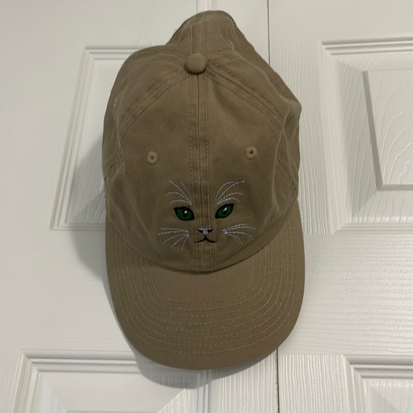 NWOT cat hat - Picture 2 of 4